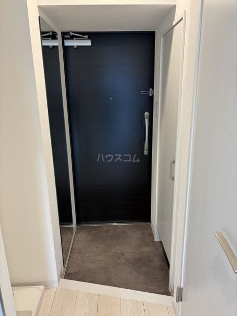 Room image 13