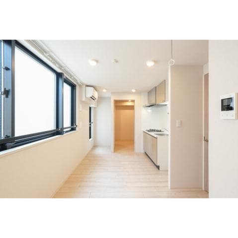 Preview interior of Wellsquare Makome II
