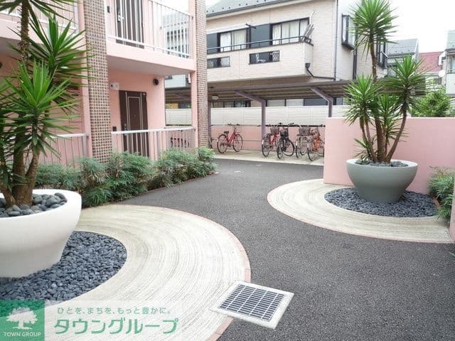 Room image 14