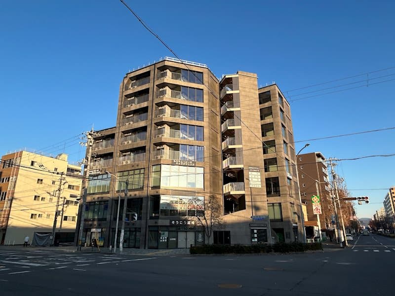 Main exterior of Shalimar Nishioji ✨[RT]