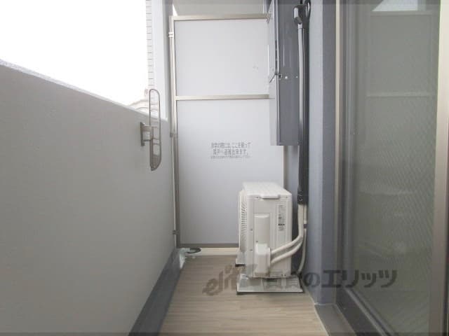 Room image 10