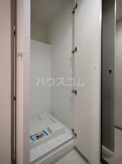 Room image 9