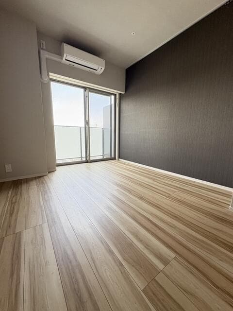 Preview interior of SHOKEN Residence Yokohama Senmachi 901  