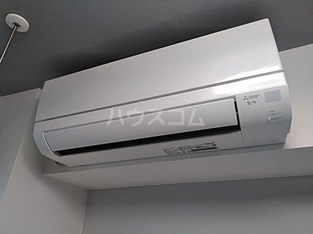 Room image 9