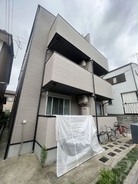 Main exterior of Granetz Kyoto Hanazono