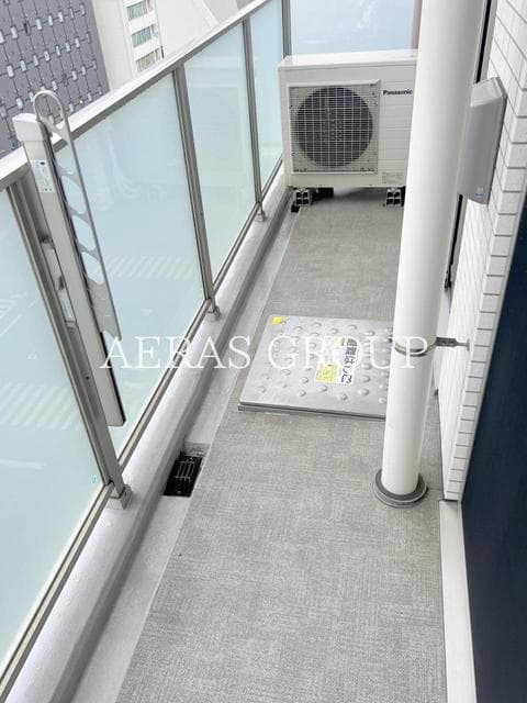 Room image 10