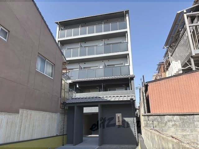 Main exterior of Advance Kyoto Karasuma Town