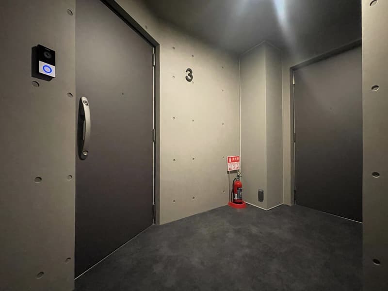 Room image 13