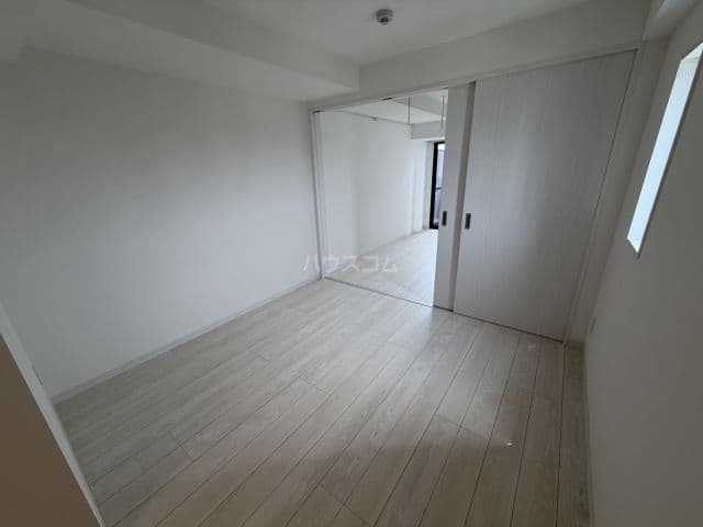 Preview interior of RESPIRE Yono 302  