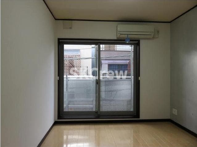 Room image 14