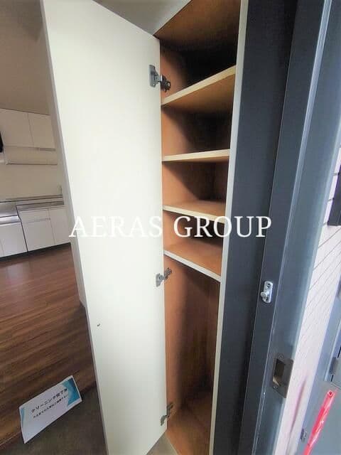 Room image 12