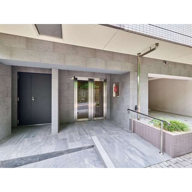 Room image 13