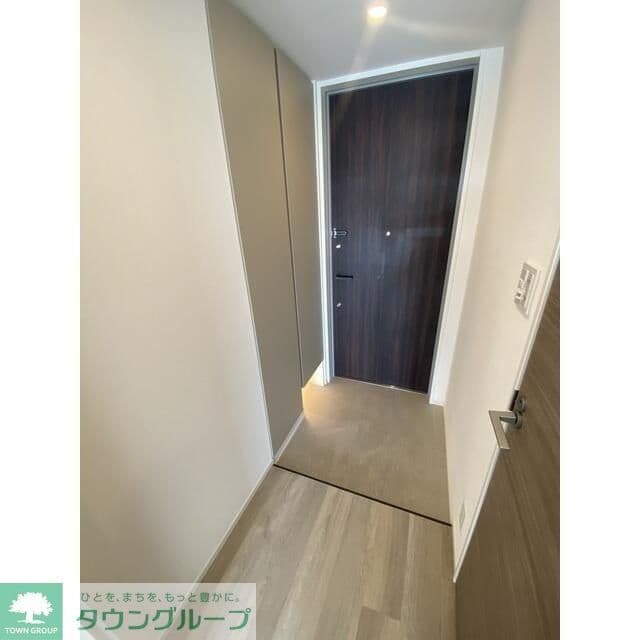 Room image 11