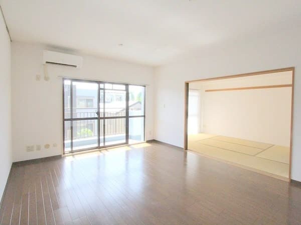 Preview interior of Rb Grand Court Yonohonmachi