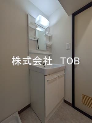 Room image 12