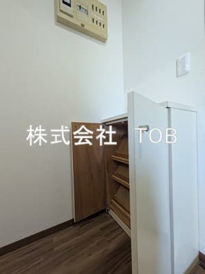 Room image 13
