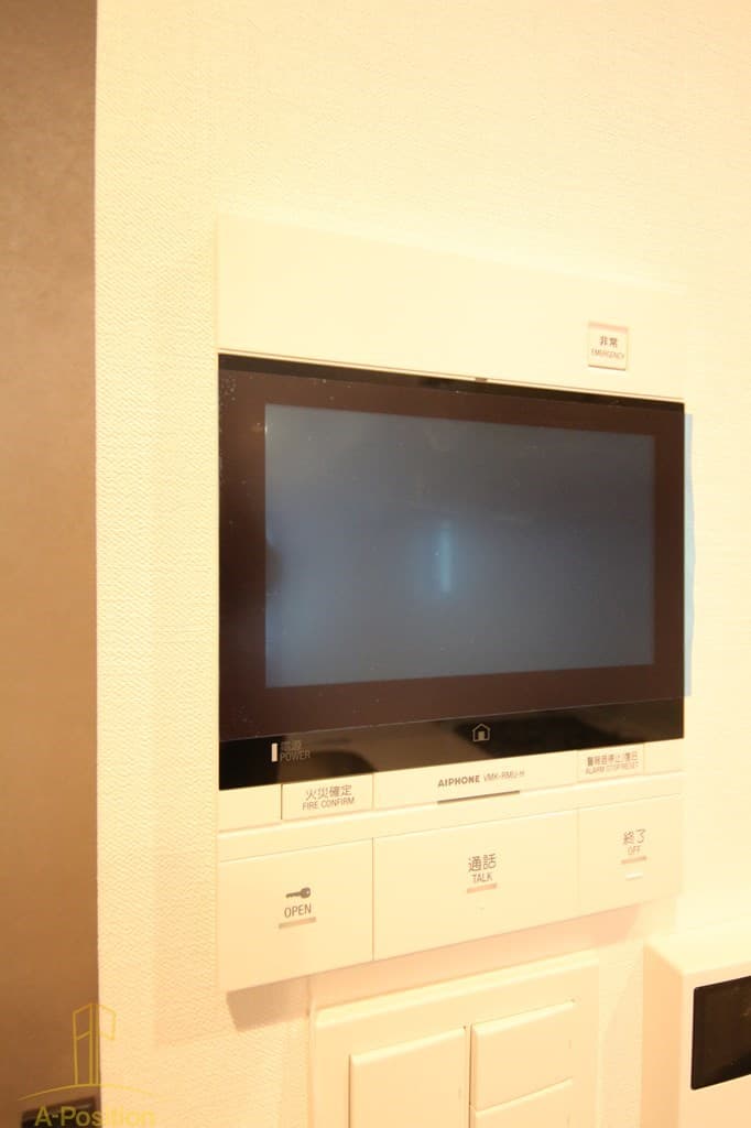 Room image 11