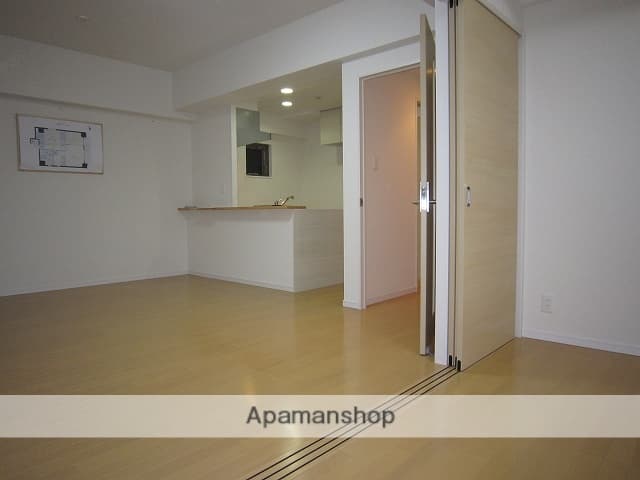 Preview interior of Residence Suehiro Kamihonmachi