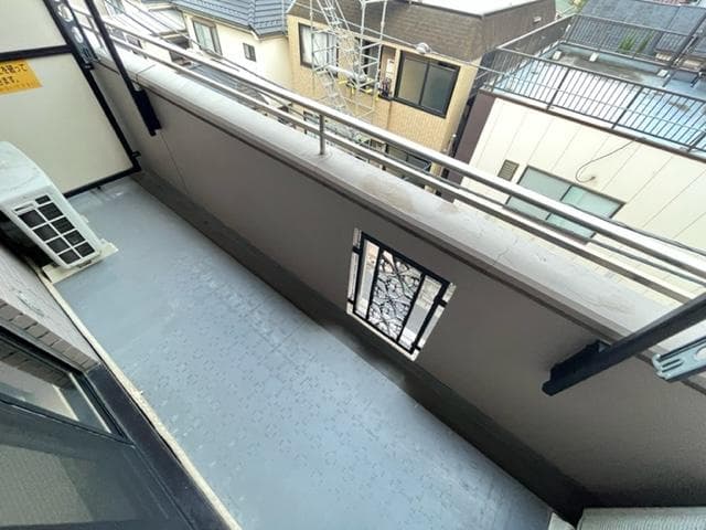 Room image 10