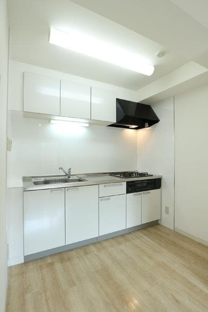 Preview interior of Maison Glory
