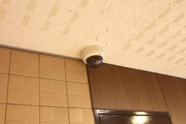 Room image 10