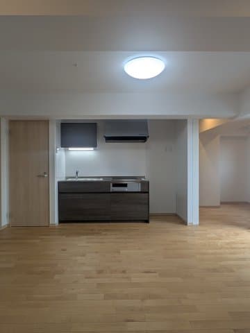 Preview interior of Radiation Court