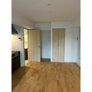 Preview interior of Radiation Court