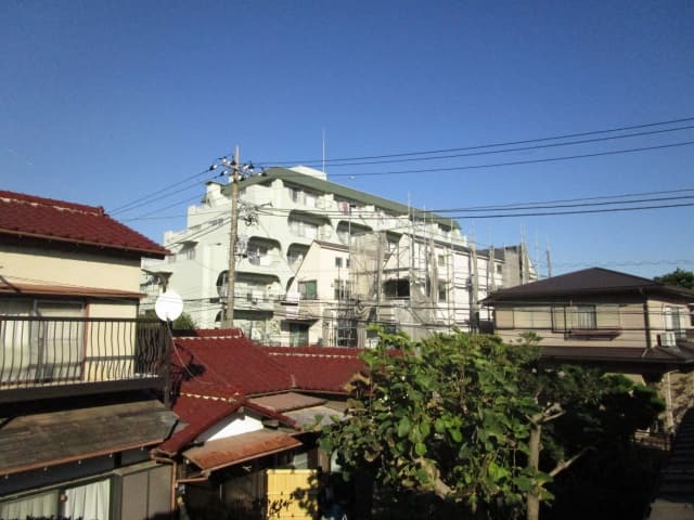 Room image 14