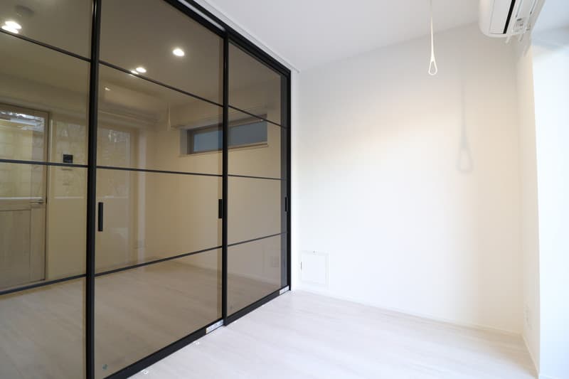 Room image 9