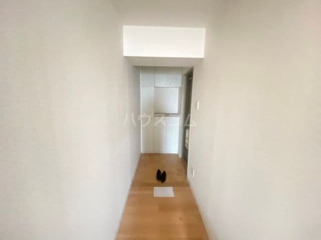 Room image 14