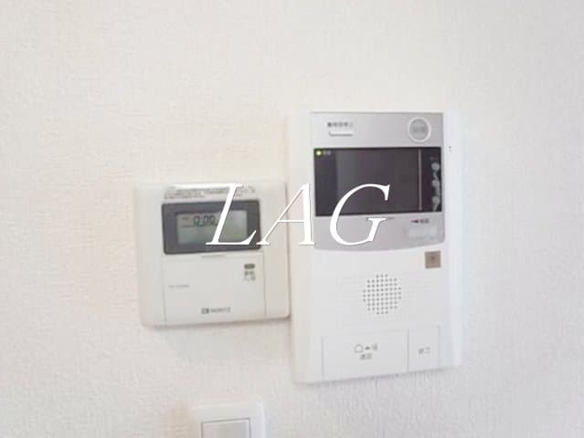 Room image 11
