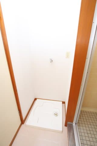 Room image 15