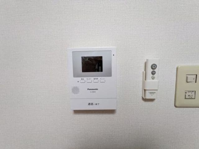 Room image 10