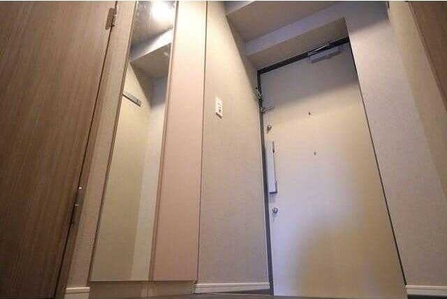 Room image 9