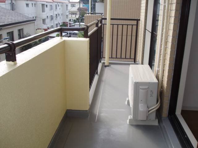 Room image 10