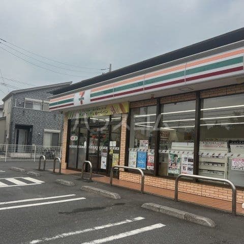Room image 15