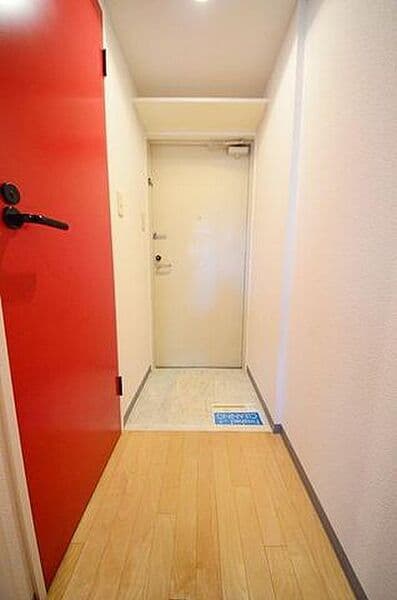 Room image 12