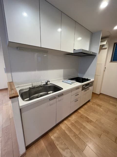 Preview interior of Kouei Tamazukuri Building