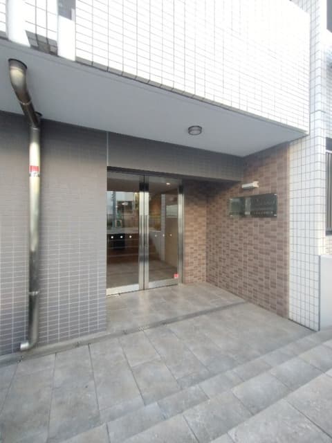Room image 13