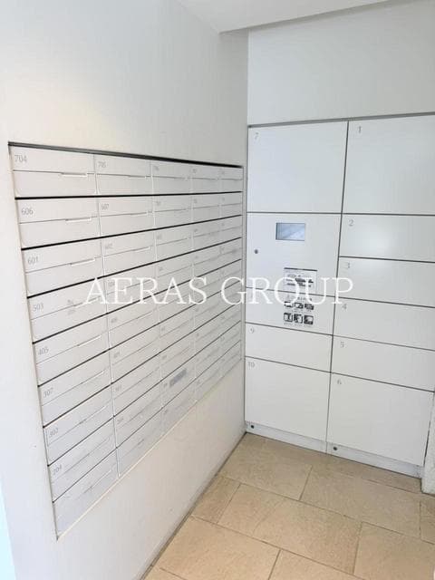 Room image 12