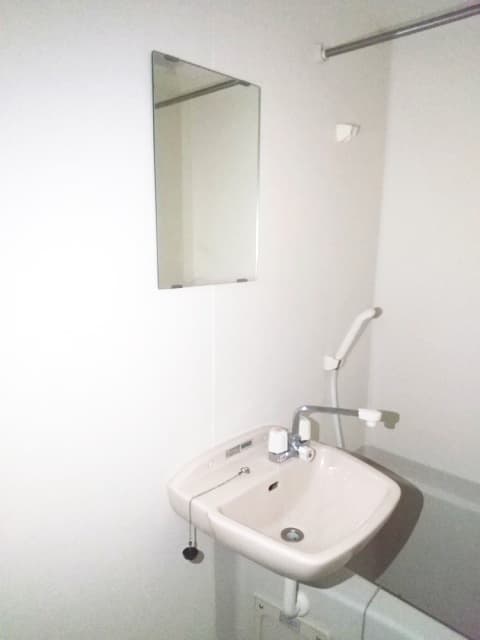 Room image 9