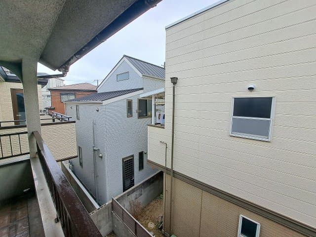 Room image 13