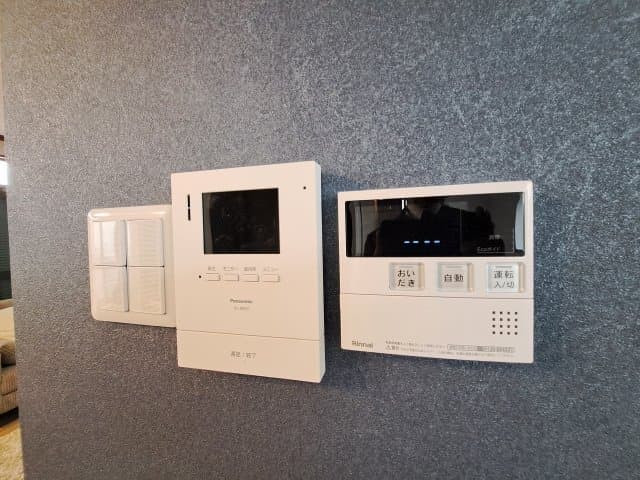 Room image 11