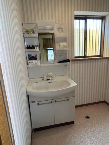 Room image 9