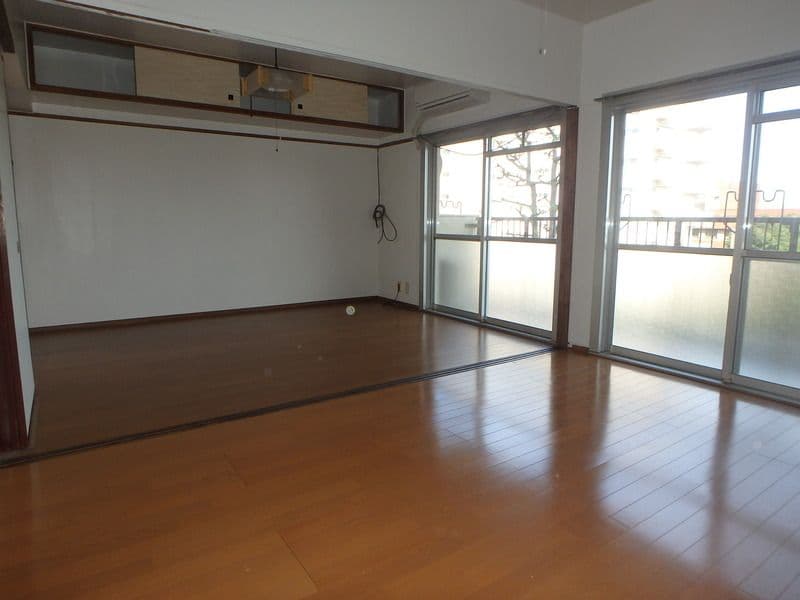 Preview interior of Shio midai Second Residence Building 3502