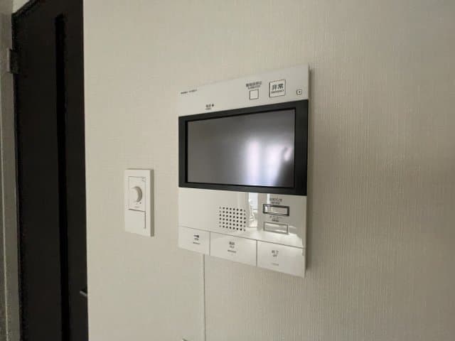 Room image 11