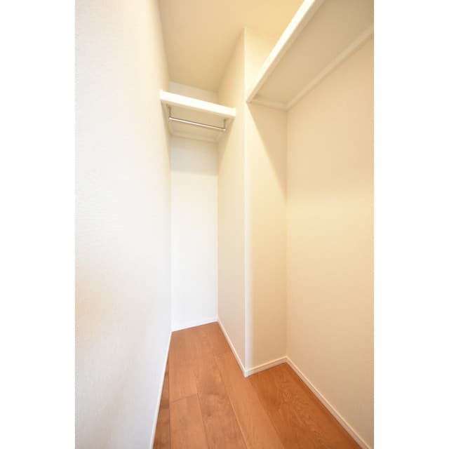 Room image 14
