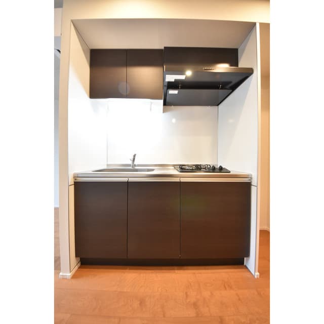 Room image 12