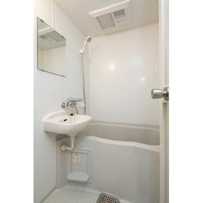 Room image 10