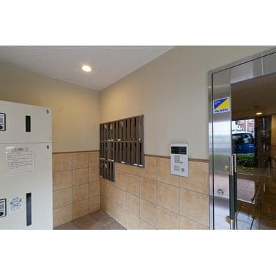 Preview interior of alice drive